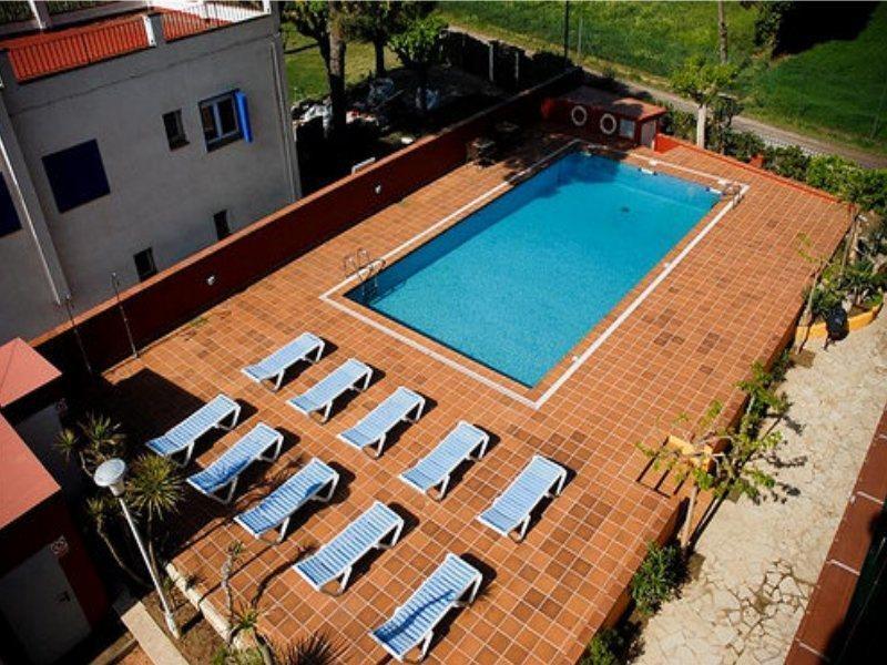 Hotel Picasso Торроэлья-де-Монгри Экстерьер фото